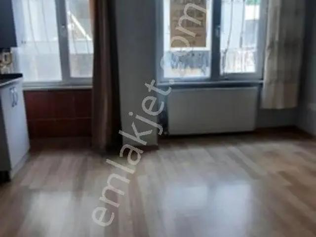 Eyüp İslambeyde Düz Konumda Satılık Yüksek Giriş 2+1 Daire
