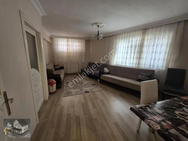 Eyup Islambeyde Eşyalı Kiralık Giriş Kat Daire