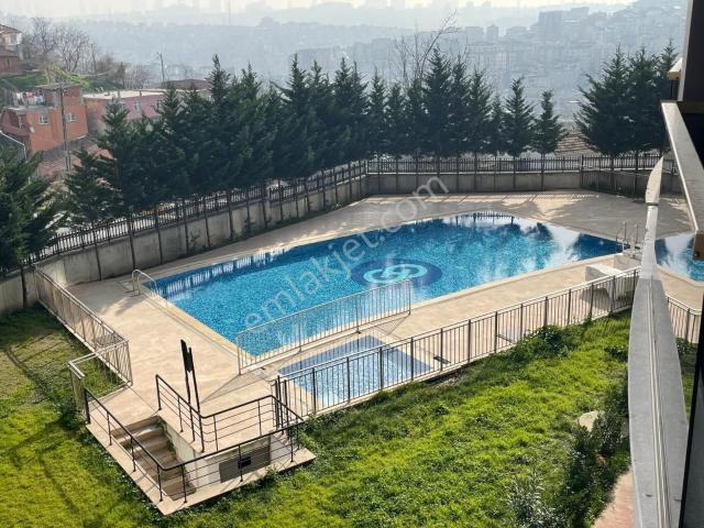 Eyüp Karadolap Hisar Panorama Sitesinde Satılık 1+1 Daire