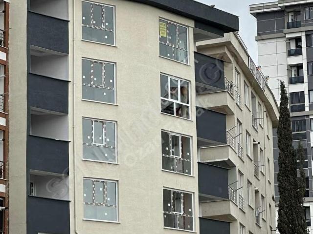 Eyüp Karadolapta Şehir Manzaralı Sıfır 2+1 Daire