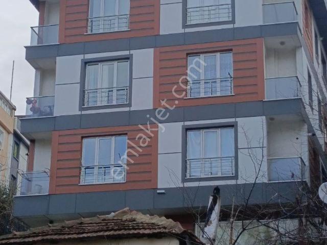 Eyüp Sultan Üç Şehitler / Rami Cuma Mah. Merkezi Lokasyon