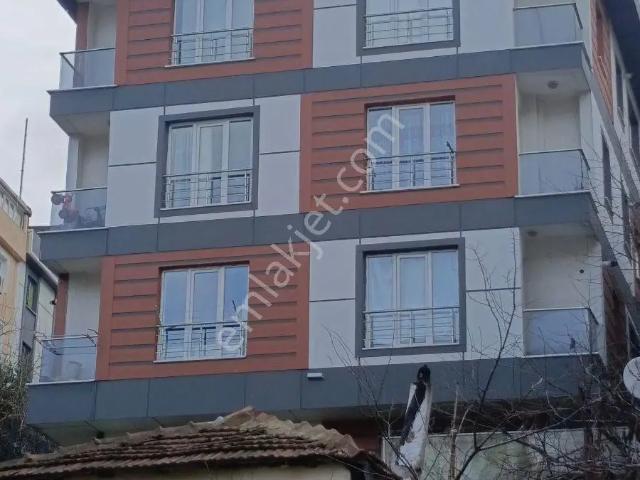 Eyüp Sultan Üç Şehitler / Rami Cuma Mah. Merkezi Lokasyon