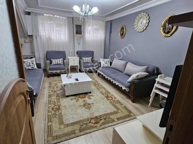 Eyüpsultan Merkez Mahallesı'nde Satılık 2 + 1 Bahçe Katı Daıre