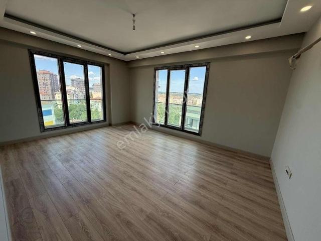 Eyüpsultan Akşemsettin Satılık 3+1 Sıfır Ultra Lüks Daire