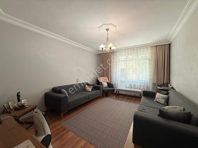Eyüpsultan / Defterdar Mah. 3+1 / 90m² / Giriş Kat