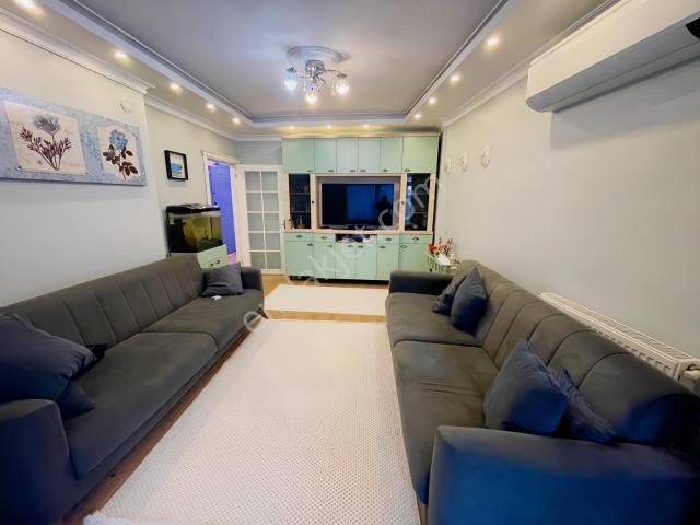 Eyüpsultan Göztepe Sokak'ta 2+1 95m2 Kot 2 Satılık Daire