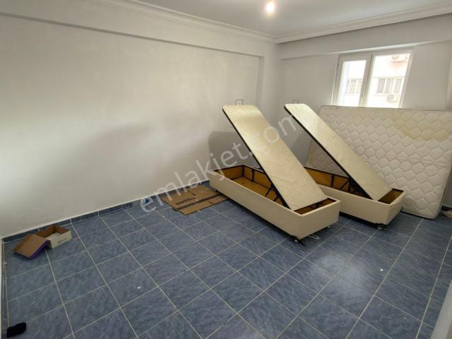 Ezd Emlaktan İlkokul Yanı Kiralık Daire