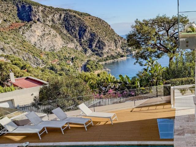 Èze Bord de Mer – Villa contemporaine aux lignes raffinées et panorama infini