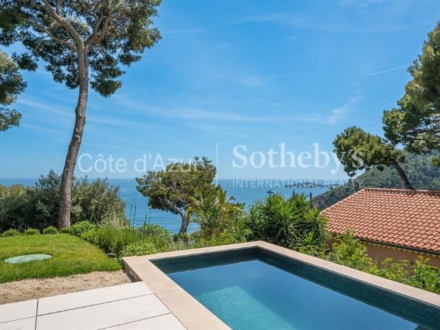 Èze Bord de Mer villa contemporaine avec vue mer panoramique. 400m² Eze