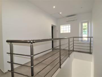 EZE LOCATION VILLA