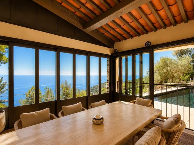 Èze Moyenne Corniche Magnificent Villa | 4 Bedrooms | Sea View | Swimming Pool