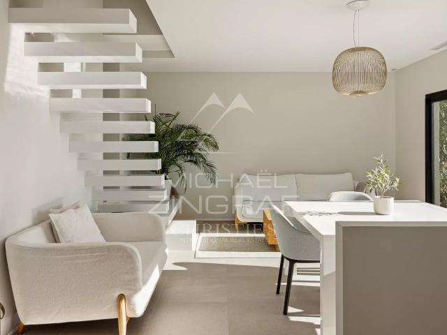 Èze Bord De Mer – Vue Mer Panoramique – À Quelques Minutes D. 150m² Eze