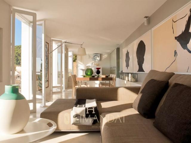 Eze proche Monaco Villa d'architecte 138 m², vue panoramique. 138m² Eze