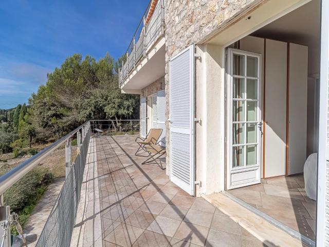 Eze, villa avec vue mer panoramique sur Saint Jean Cap Ferra. 218m² Eze