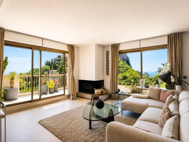 EZE Village | Penthouse | 4P | Immense terrasse | Garage