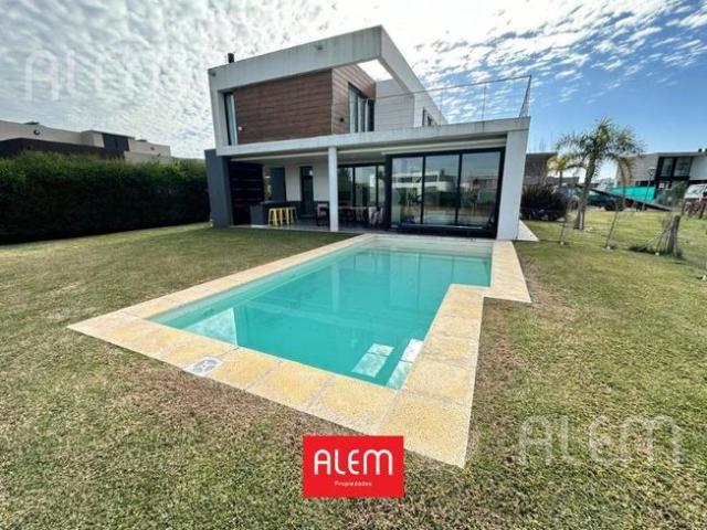 Ezeiza, Provincia de Buenos Aires