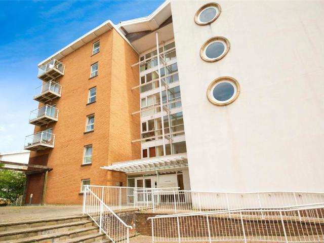 Ezel Court, Heol Glan Rheidol. 1 bed flat to rent £1,100 pcm £254 pw
