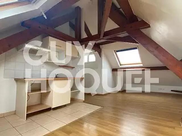 Ezy sur Eure 27530 Location appartement 2 pièces t2 au dernier étage cave