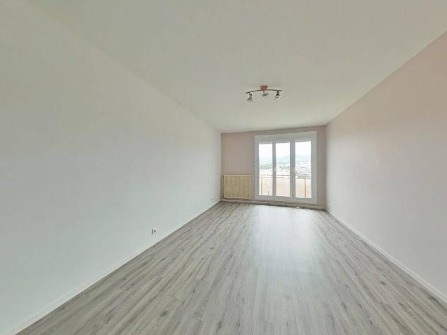 F3 65 m² avec balcon et vue dégagée