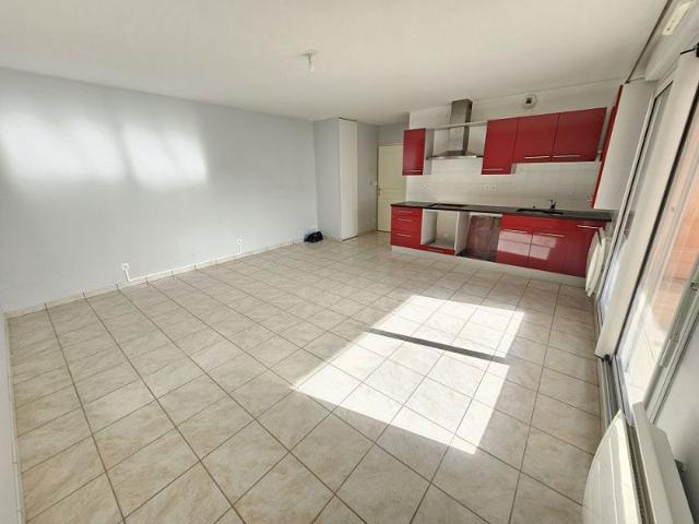 F3 65m ²