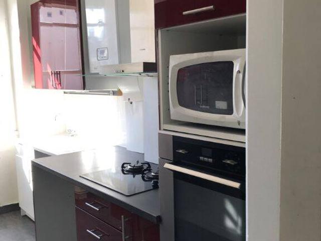 F3 72 RUE DE LA CHARITE 69002 LYON
