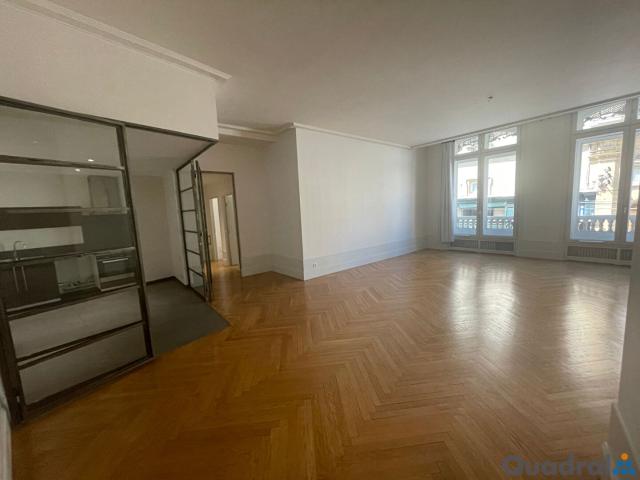 F3 1 Rue Pdt Edouard HERRIOT 69001 LYON