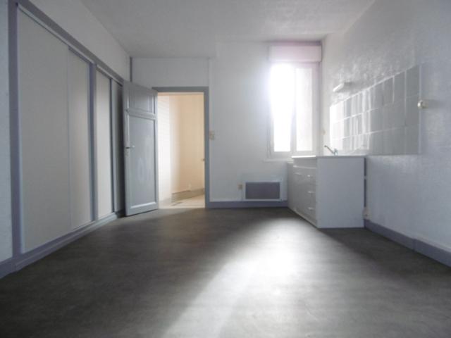 F3 APPARTEMENT CENTRE VILLE