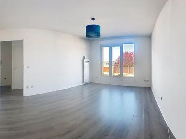 F3 avec une grande terrasse et possibilité de garage