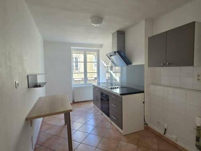 F3 BIS 82.28 m² Rue Ney Lyon 6