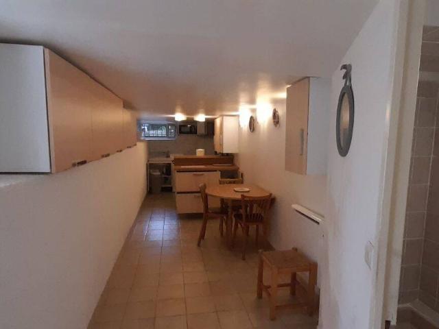 F3 MEUBLE DANS MAISON