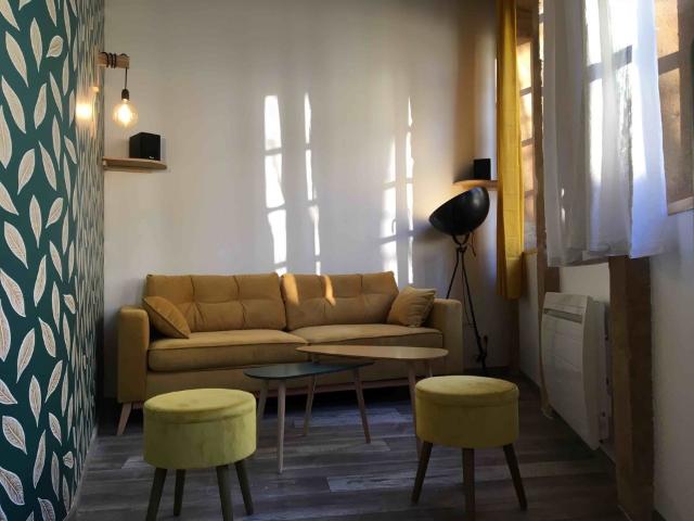 F3 MEUBLE MONTEE GOURGUILLON LYON 5