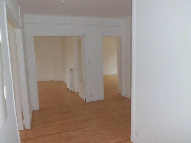 F3 RUE MISERICORDE