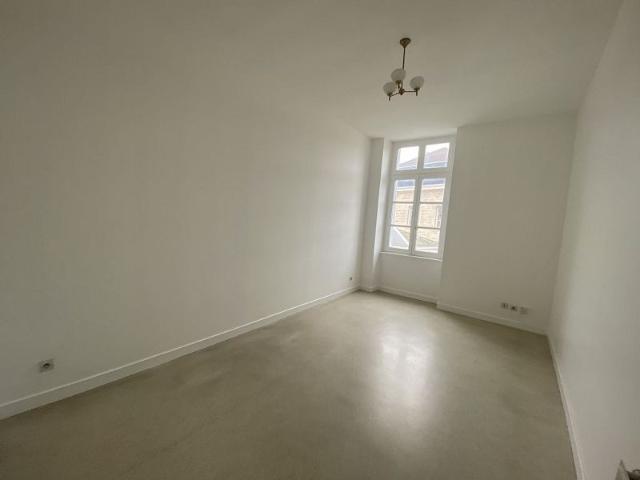 F1 bis 48.5m ²