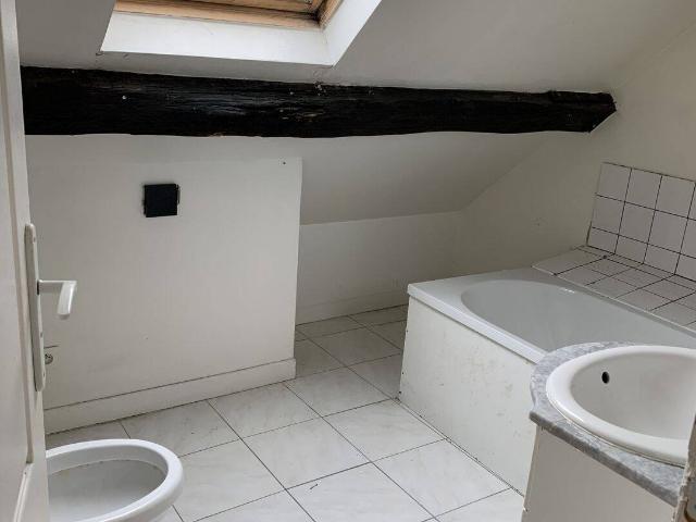 F1 de 25,39 m² dans le centre ville de Meaux