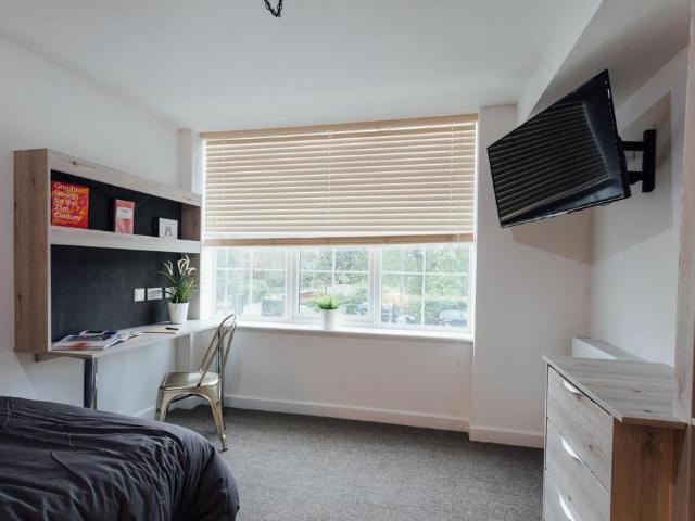 F1 Devonshire House, Loughborough LE11 1 bed in a house share to rent £565 pcm £130 pw