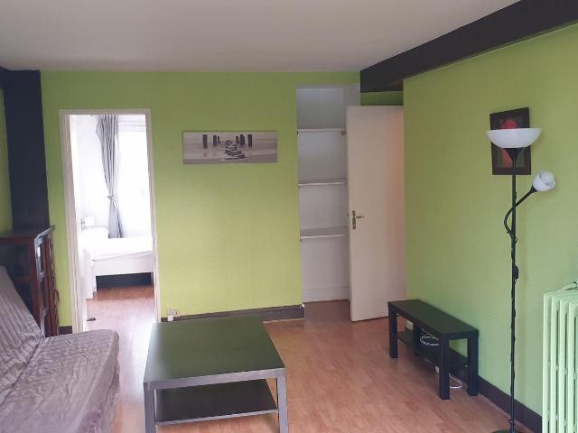 F2 43m² meublé parking privé 1mn métro