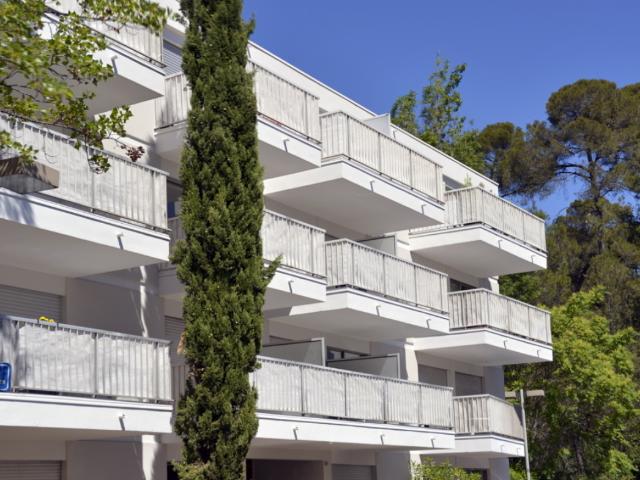 F2 41 m², balcon. Cuisine Equipée Indépendante