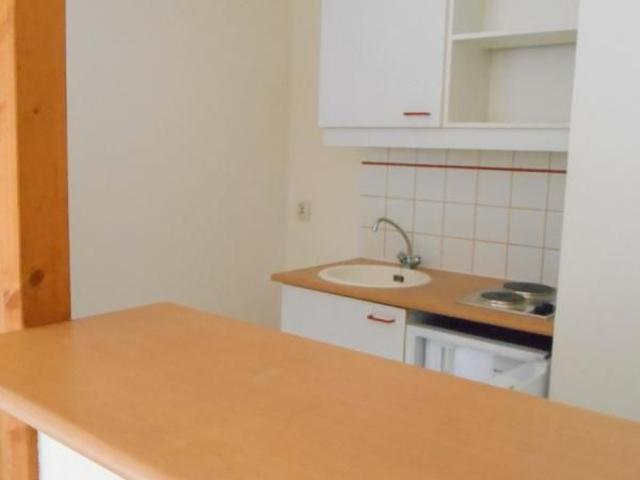 F2 45.3 m². Cuisine Equipée Américaine