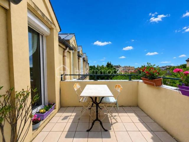 F2 51m² dernier étage avec terrasse SUD et BOX