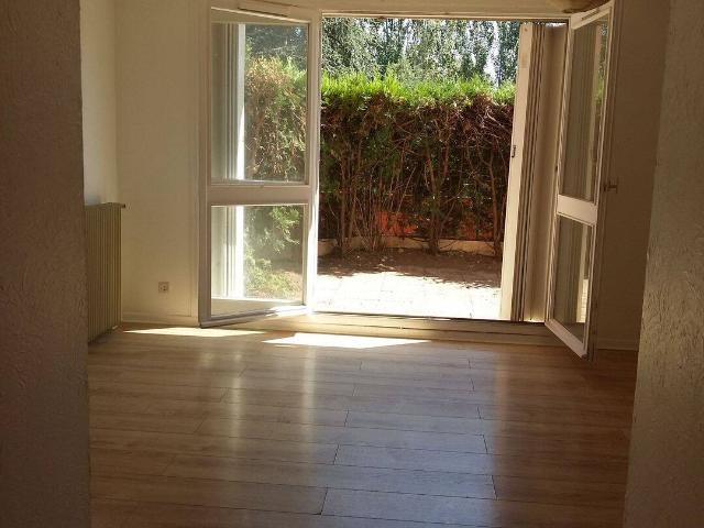 F2 52 m2 avec jardin 30 m2 et parking, Nice Ouest Résidence Parc Corniche Fleurie
