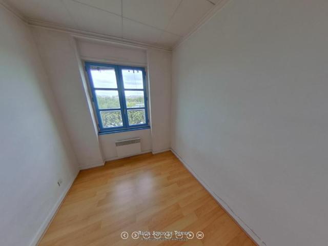 F2 58.65 m2 Quai Gailleton Lyon 69002