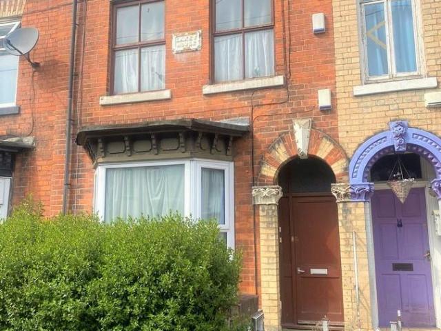 F2, 16 De Grey Street, Hull HU5 2 bed duplex to rent £575 pcm £133 pw