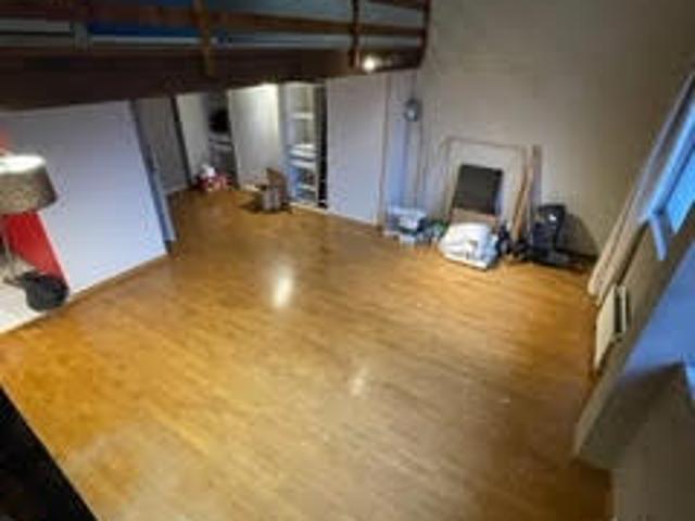 F2 303 RUE DUGUESCLIN 69003 LYON