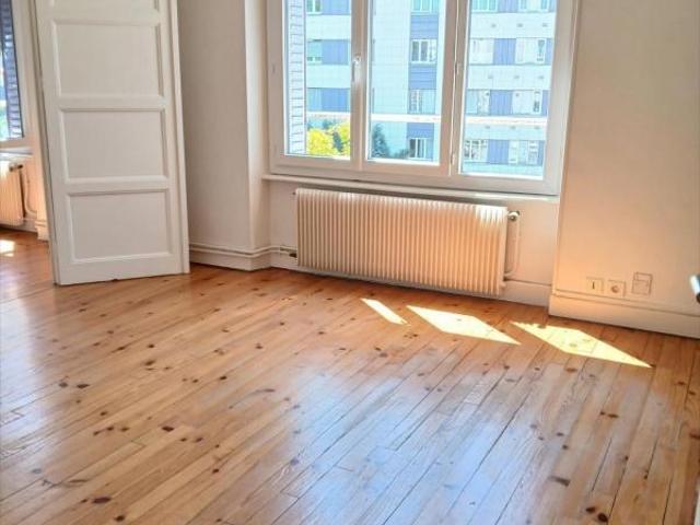 F2 37m² 570€ CC Bd PASTEUR Clermont fd