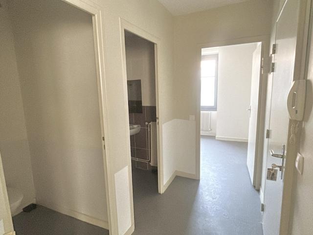 F2 38 m² hyper centre