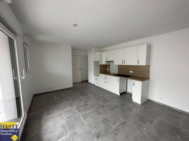 F2 de 44.06m² récent en plein centre ville