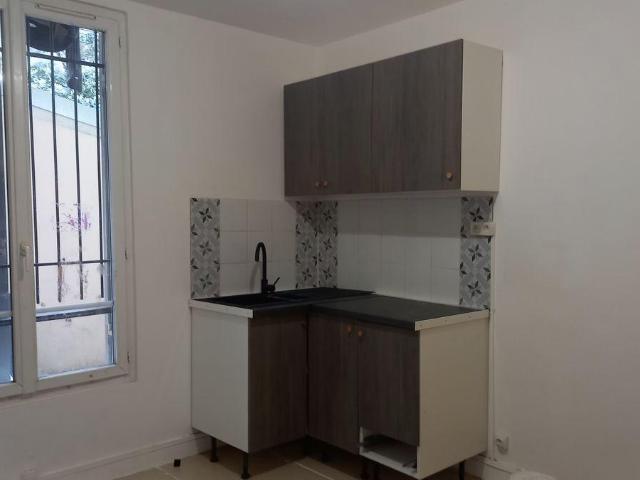 F2 de 38 m2. Très bon état Centre ville