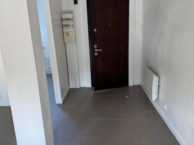 F2 entièrement rénové – 34 m² – Résidence calme et sécurisée