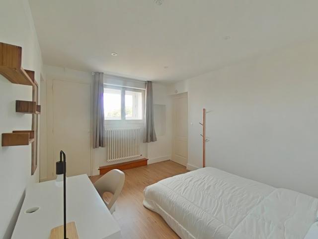 F2 MEUBLE