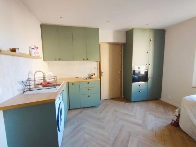 F2 meublé centre ville SAINT RAPHAEL